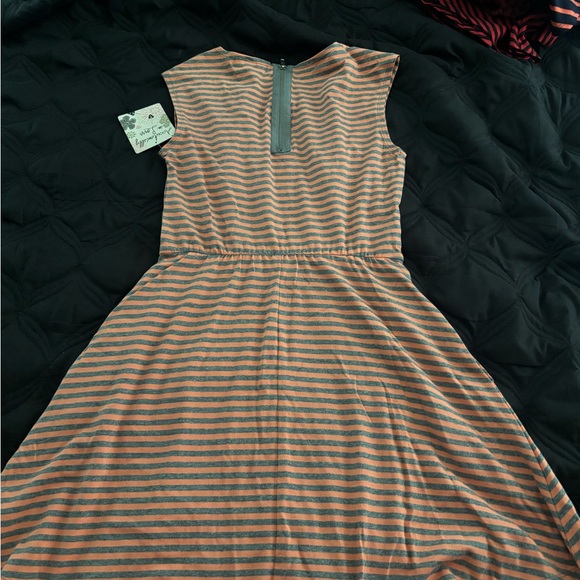 Striped Sleeveless Dress - Orange and Grey - Picture 4 of 7